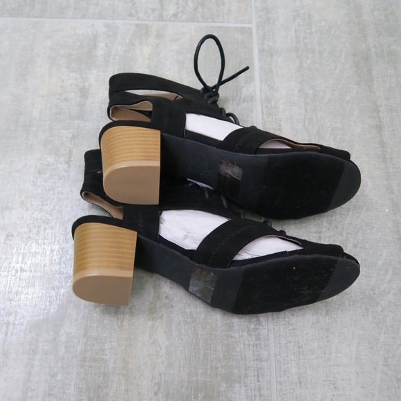 Faux suede cutout lace up chunky heels - Picture 5 of 5